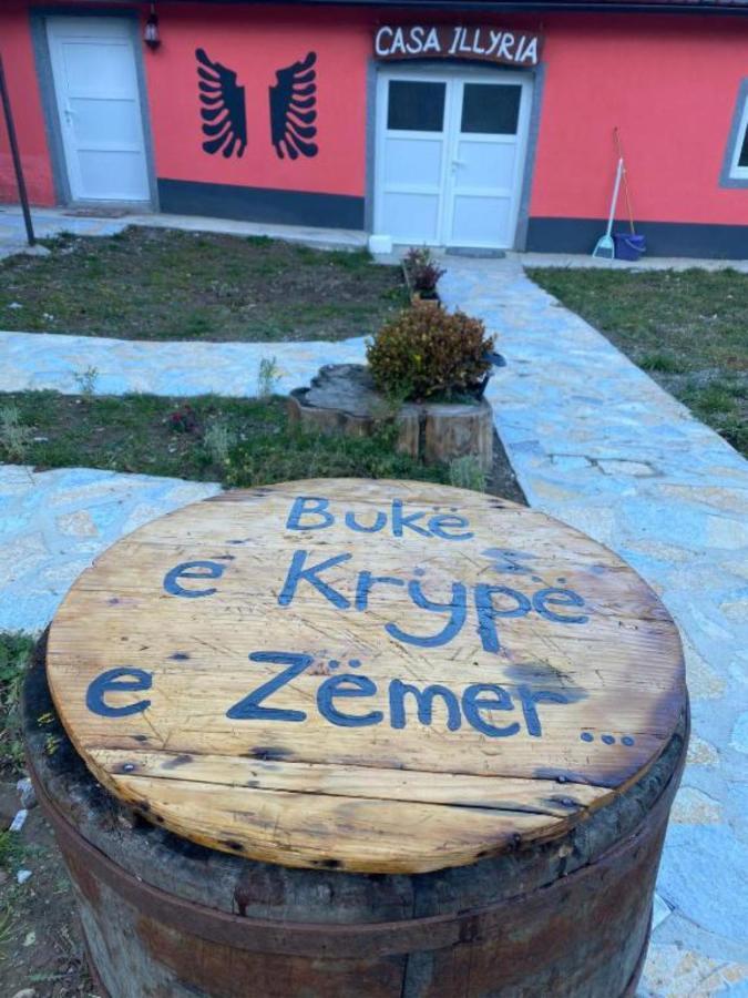 Demo'S Place Gusinje Bagian luar foto